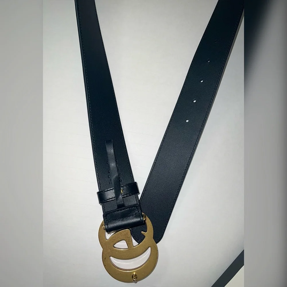 Gucci Black Leather Belt with Gold Double G Buckle